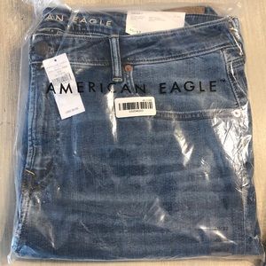 American Eagle, Mens, Size 40x32 Airflex+, Medium Vintage